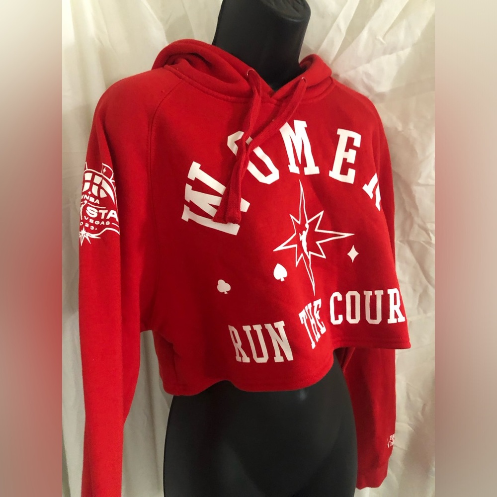 Peace Collective WNBA Women Run The Court queen of the court red cropped hoodie - Picture 5 of 9